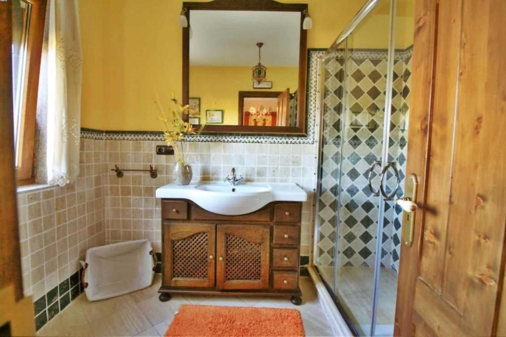 Casa Os Castelos Ribeira Esterno foto