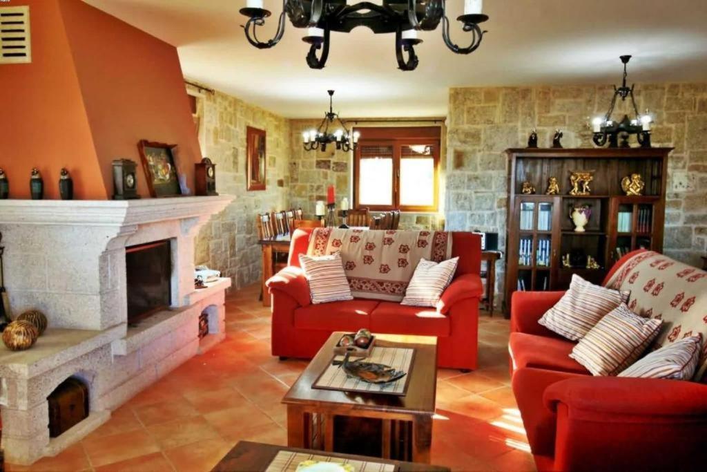 Casa Os Castelos Ribeira Esterno foto