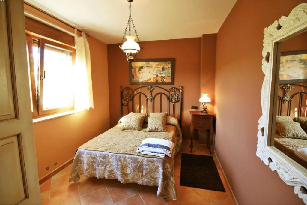 Casa Os Castelos Ribeira Esterno foto