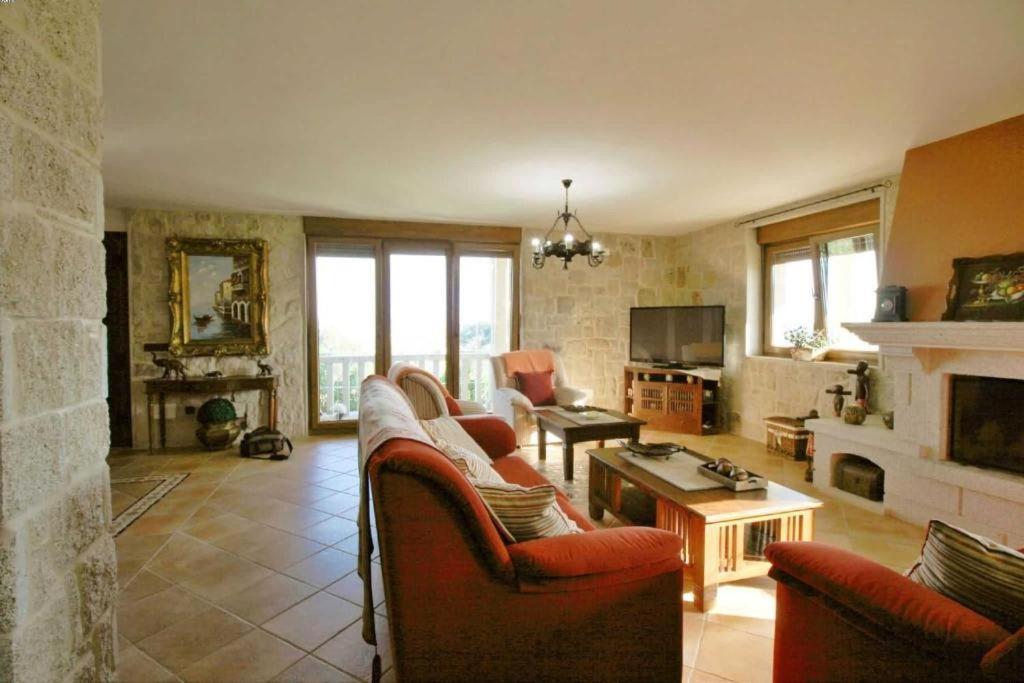 Casa Os Castelos Ribeira Esterno foto