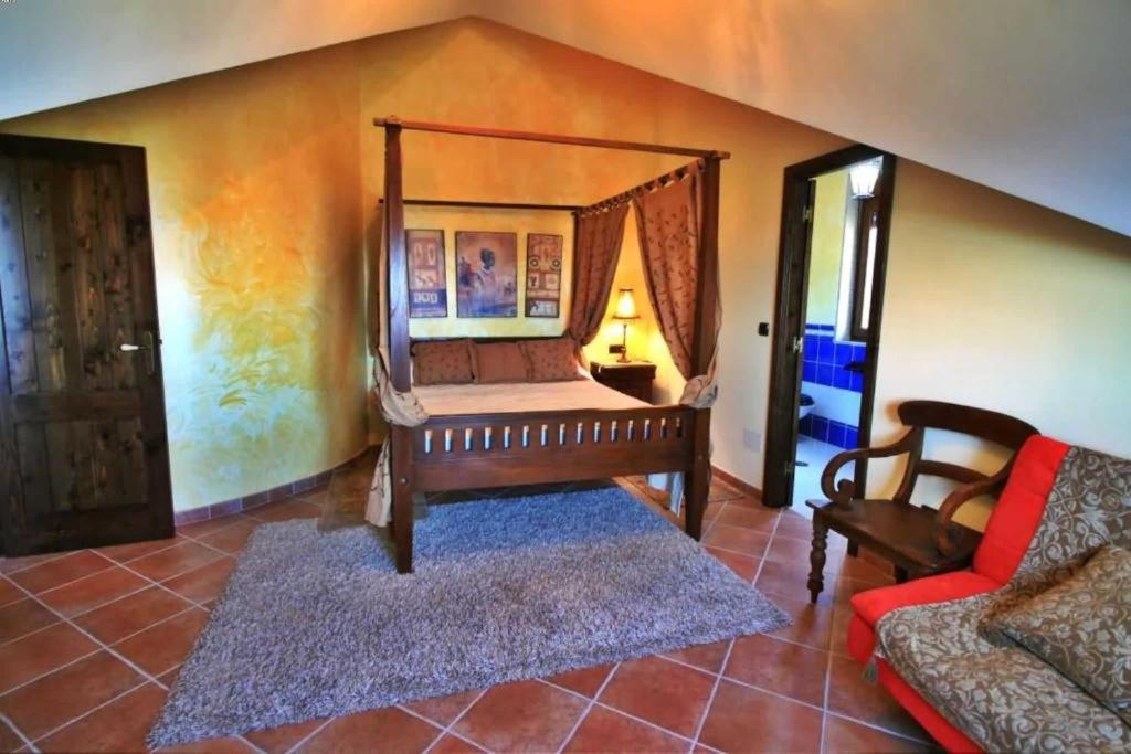 Casa Os Castelos Ribeira Esterno foto
